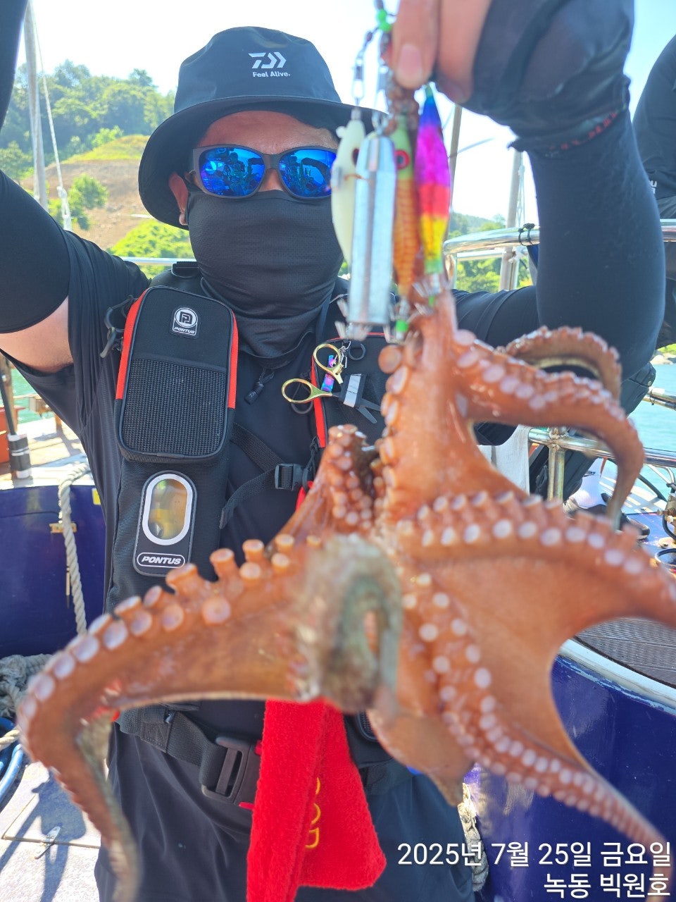 25년 7월 25일 고흥 녹동 빅원호 (왕)돌문어 조황