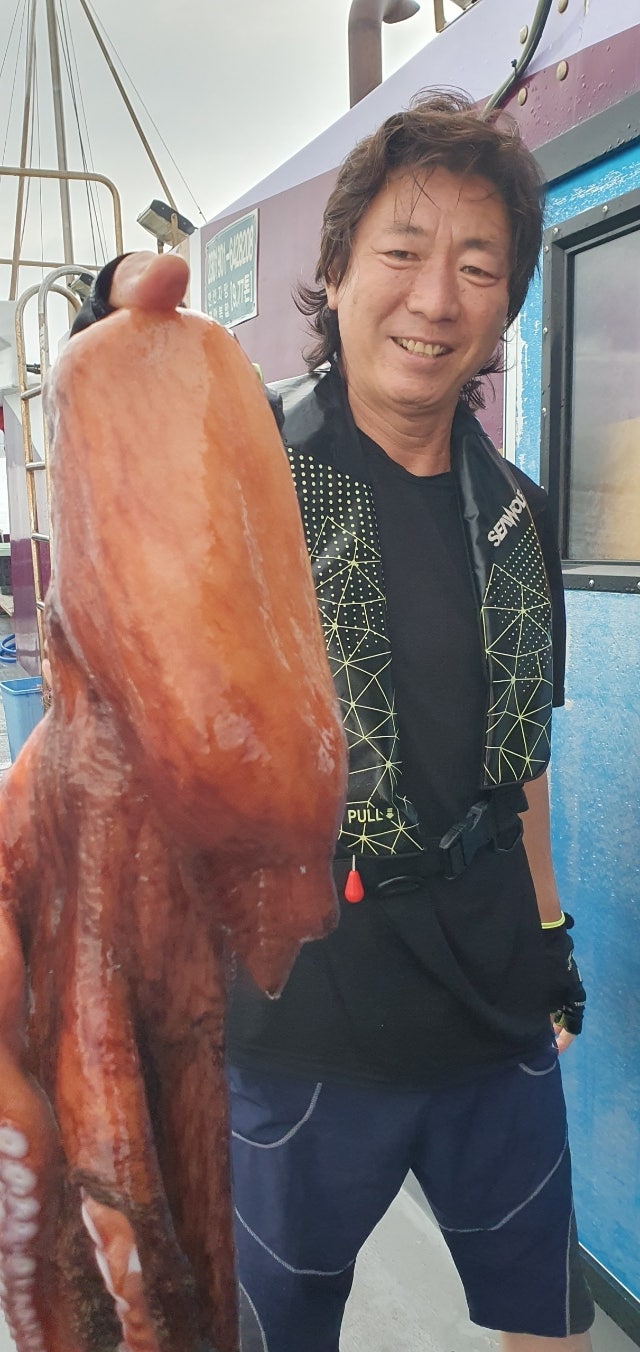 26년 7월 23일 고성 일광호 대(왕)문어 조황